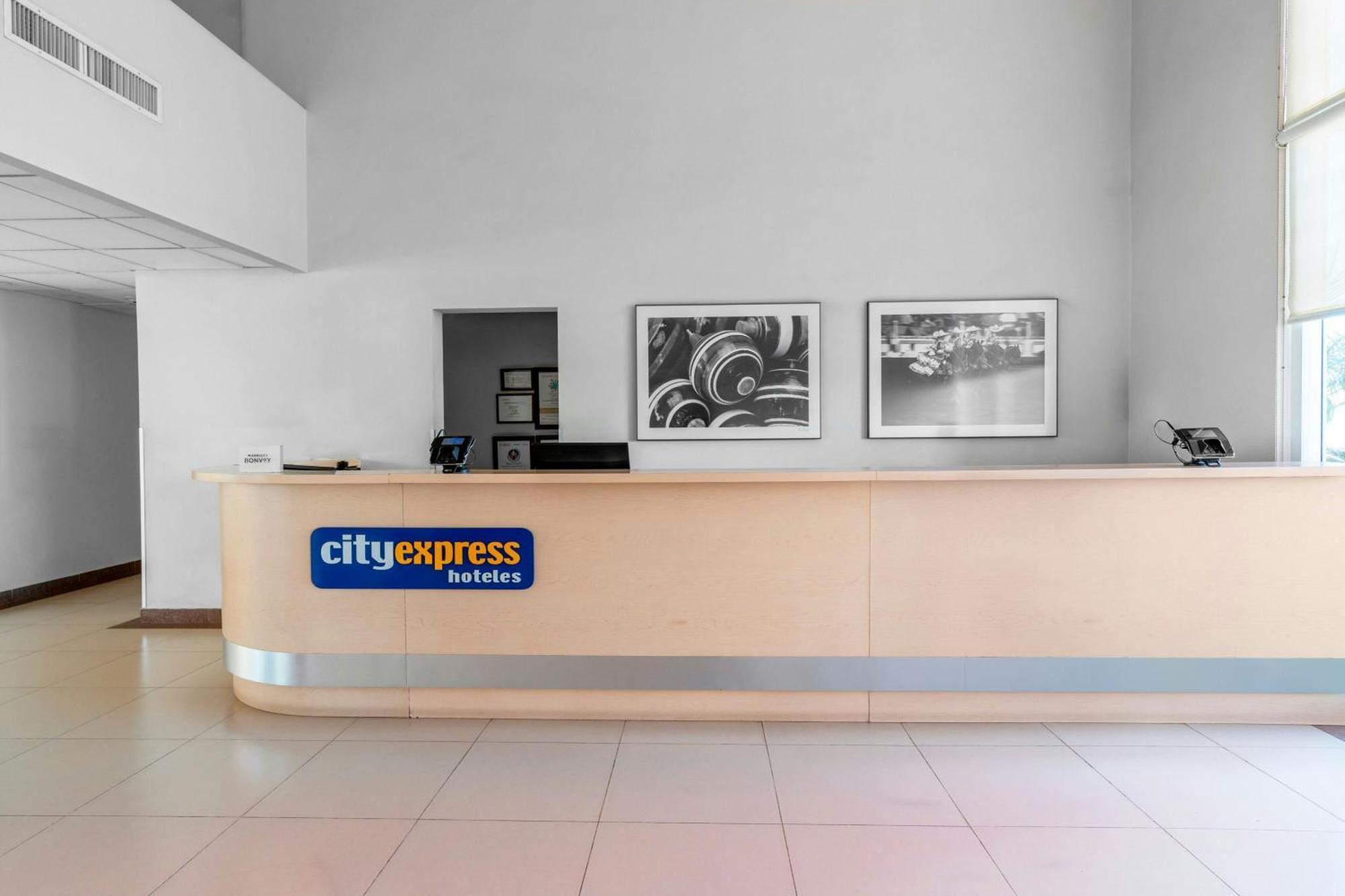 City Express By Marriott Aguascalientes Sur Dış mekan fotoğraf